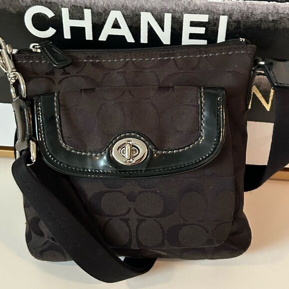 Coach Black Signature “C” Crossbody –Iconic Monogram crossbody - Picture 2 of 8